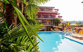 Hotel Capri Bardolino 3S